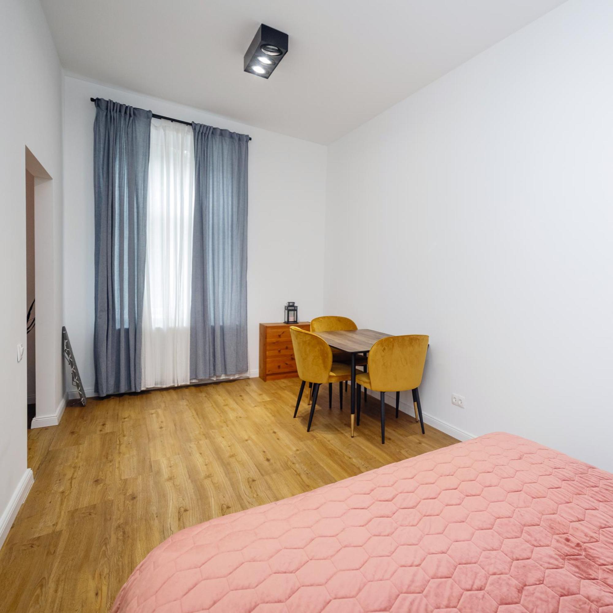 Well Located Cozy Place Lemberg Exterior foto